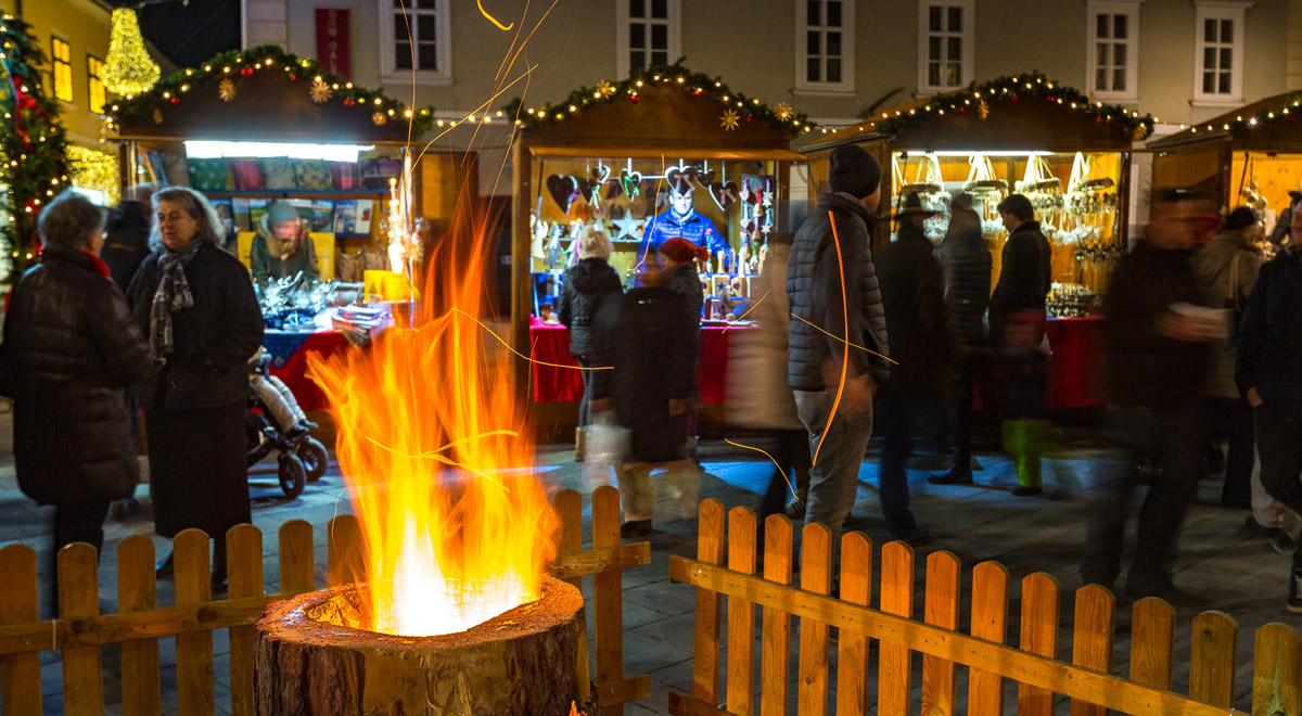 Adventmarkt am Dom / Foto: ©Wiener Alpen/Christian Kremsl