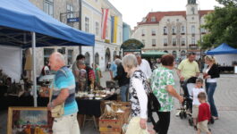 Antik- und Sammlermarkt / Foto: Stadtgemeinde Neunkirchen