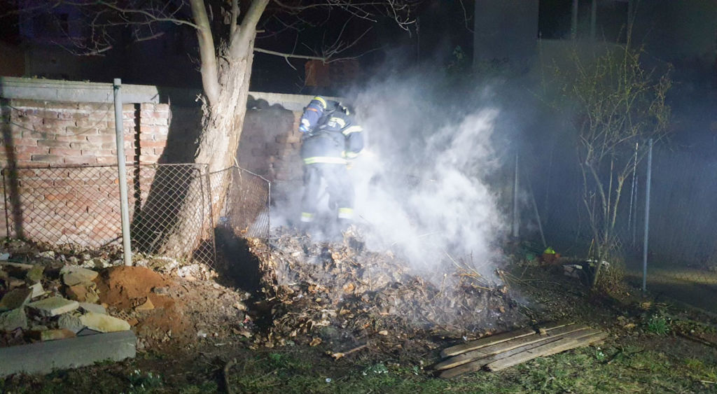 Wiener Neustadt: Komposthaufen fing Feuer