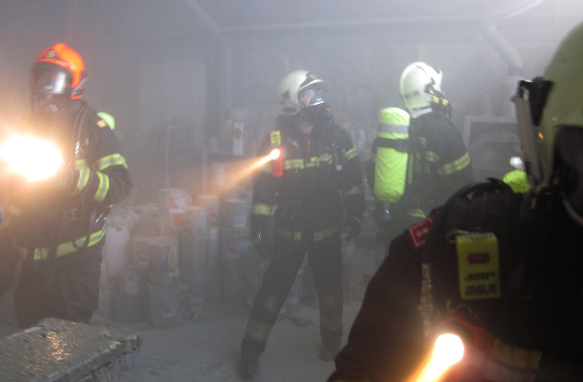 Brandeinsatz Industrieobjekt / Foto: Presseteam Feuerwehr Wiener Neustadt