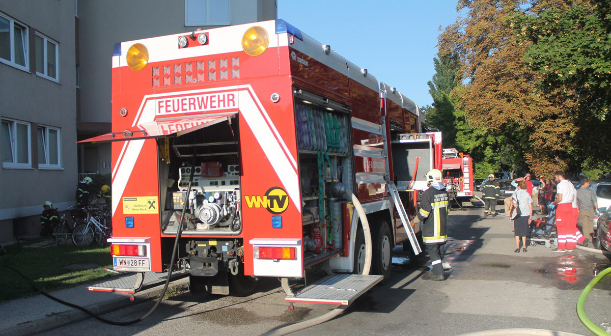 Kellerbrand Lokomotivstrasse / Foto: Presseteam Feuerwehr Wiener Neustadt