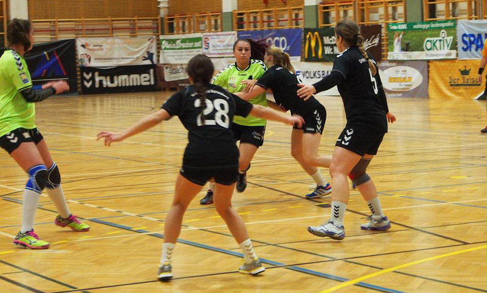Doloroes Rajic im Angriff / Foto: ZV Handball McDonald’s Wr. Neustadt / Martina Jurkovic