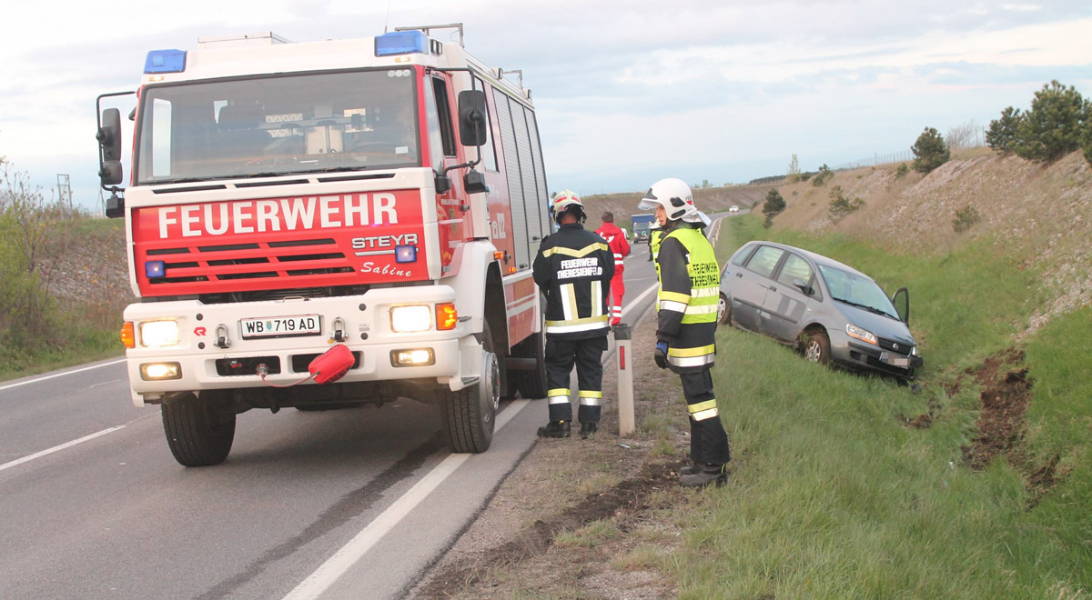 Nordspange Unfallfahrzeug 1 / Foto: Presseteam Feuerwehr Wiener Neustadt