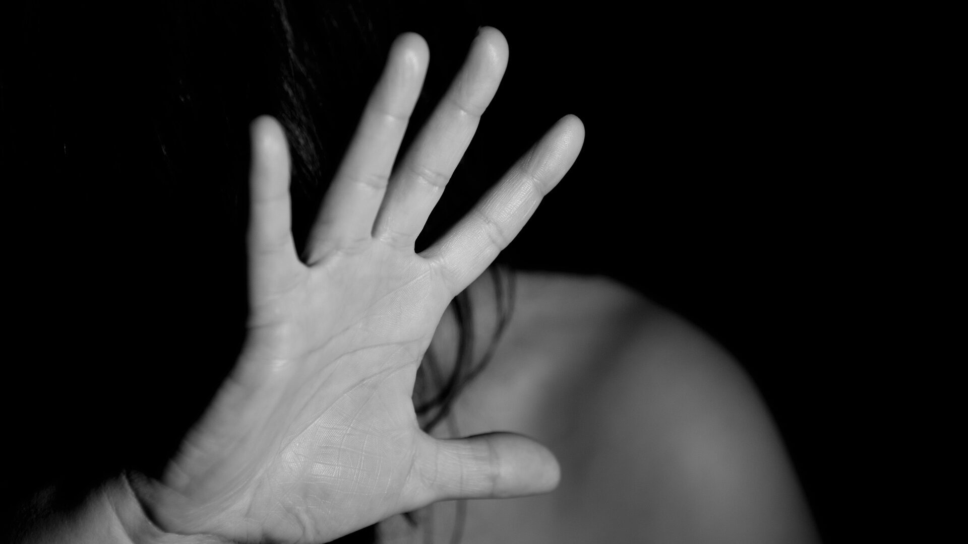 Gewalt gegen Frauen / Foto: Nino Carè / Pixabay 