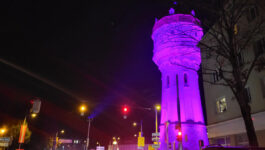 Wasserturm in Pink / Foto: WN24 / Robert Mayer