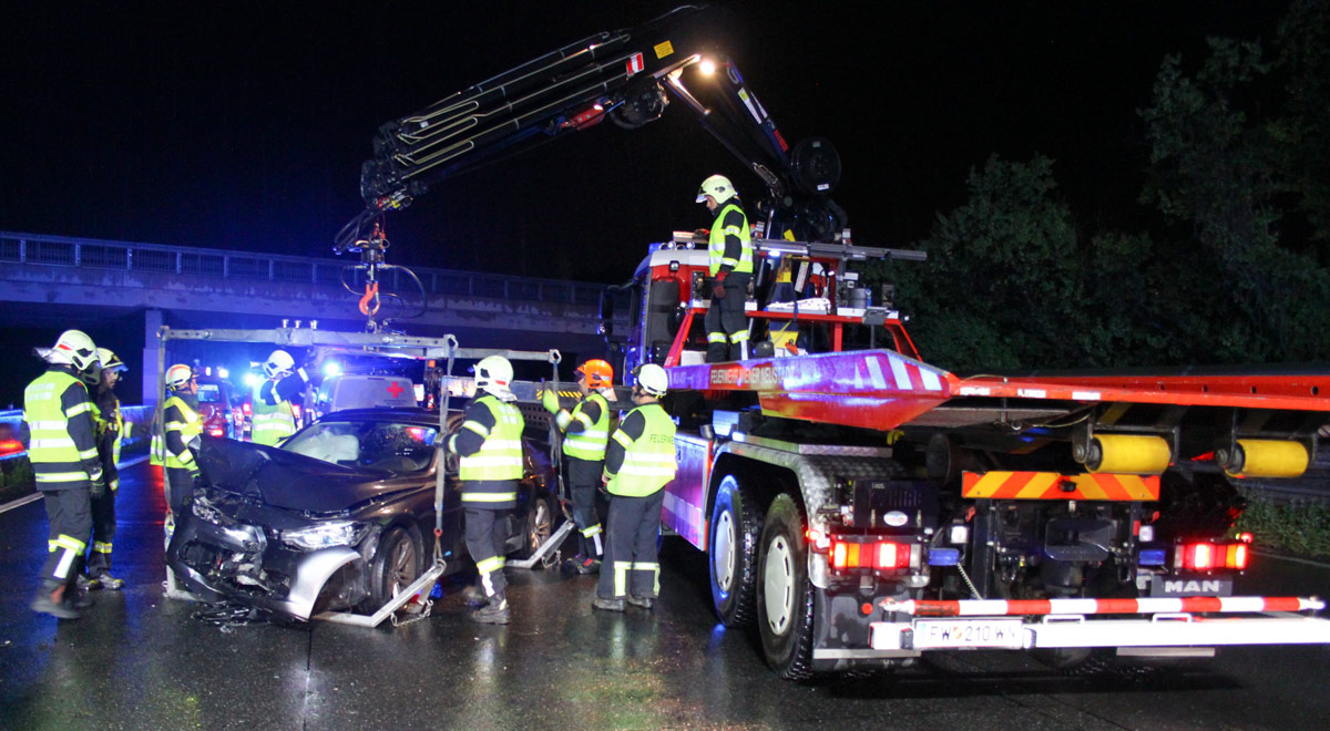 Geisterfahrerunfall auf der Südautobahn / Foto: Presseteam d. FF Wr. Neustadt